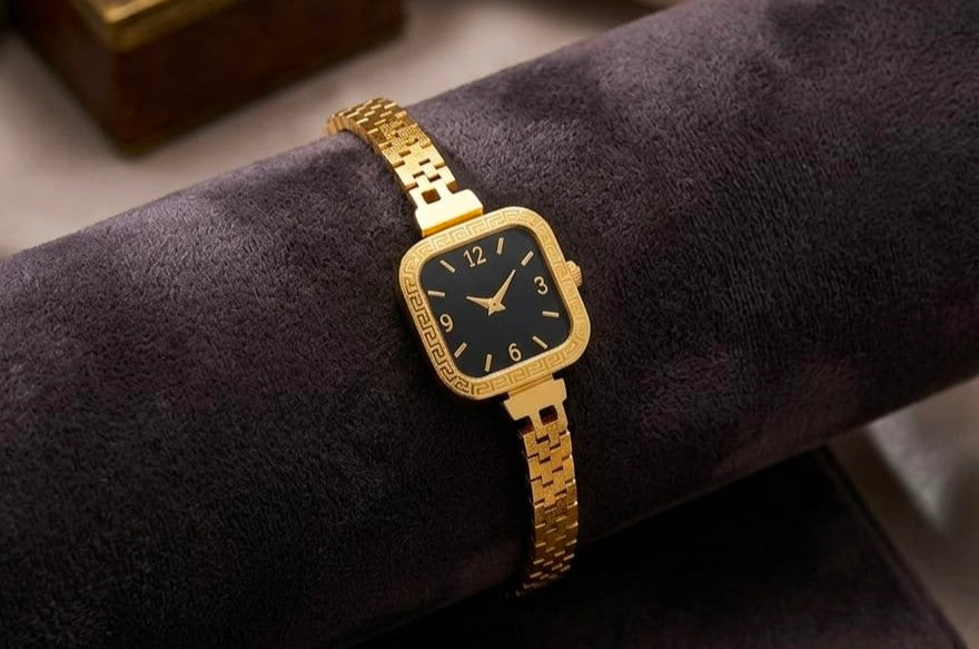 Trending Openable Gold Bracelet Watch