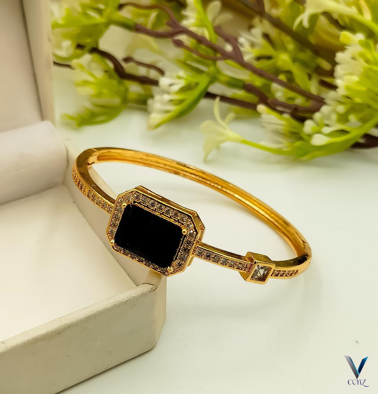 Fancy China Gold Plated Zarqoon Bangles