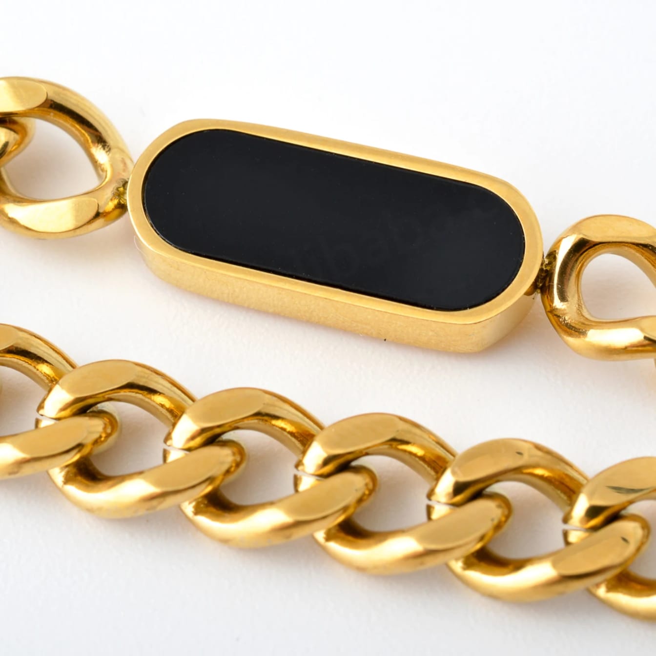 Elegant Unique Design Gold-Plated Bracelet